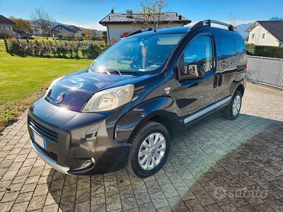 Usata Fiat Qubo Trekking 75 CV (55 kW) 2015 Nero Monovolume