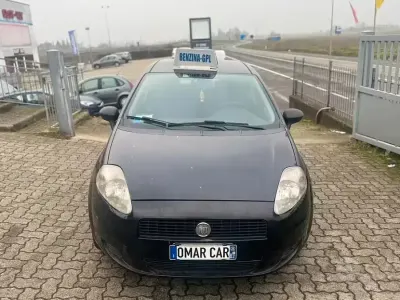 Occasion Fiat Grande Punto 69 ch (50 kW) 2013 Noir Citadine