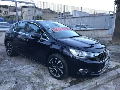 Usata DS Automobiles DS4 Crossback Sport Chic 181 CV (133 kW) 2016 Blu SUV