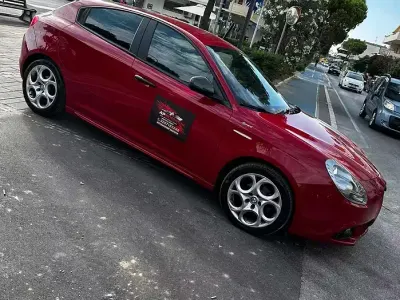 Usata Alfa Romeo Giulietta Sprint 120 CV (88 kW) 2015 Other Utilitaria