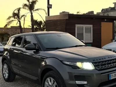 Usata Land Rover Range Rover evoque 150 CV (110 kW) 2015 Grigio Station wagon