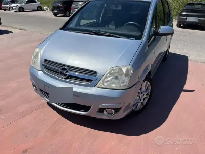 Usata Opel Meriva 75 CV (55 kW) 2008 Monovolume
