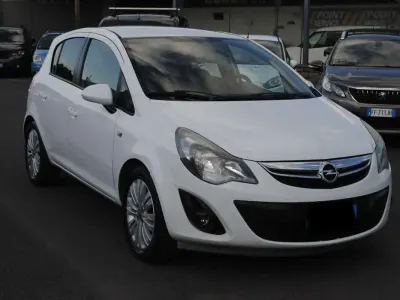 Usata Opel Corsa 83 CV (61 kW) 2015 Utilitaria