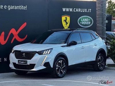 Usata Peugeot 2008 GT 131 CV (96 kW) 2022 Bianco SUV