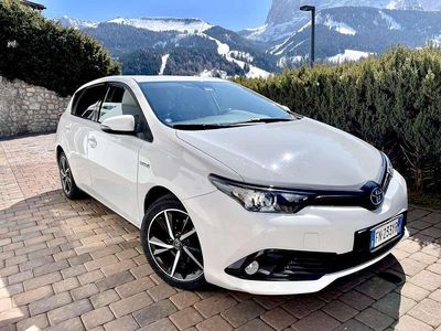 Usata Toyota Auris Hybrid Style 135 CV (99 kW) 2018 Berlina