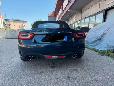 Usata Abarth 124 Spider 170 CV (125 kW) 2018 Bluazzurro Cabrio