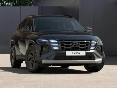 Nuova Hyundai Tucson Blackline 136 CV (100 kW) 2026 Abyss black SUV
