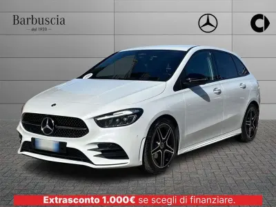 Usata Mercedes B180 AMG Line Premium 116 CV (85 kW) 2023 Bianco Utilitaria