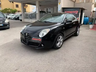 Usata Alfa Romeo MiTo Distinctive 120 CV (88 kW) 2009 Nero Utilitaria