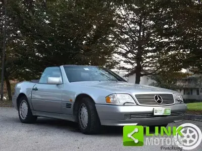 Usado Mercedes SL280 193 CV (141 kW) 1995 Plateado Descapotable