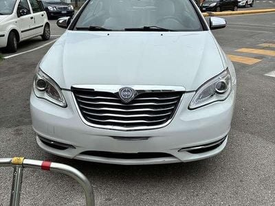 Käytetty Lancia Flavia 170 HP (125 kW) 2012 Avoauto