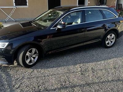 Usata Audi A4 Business 122 CV (89 kW) 2016 Blu/azzurro Station wagon