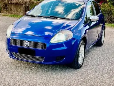 Usata Fiat Grande Punto 69 CV (50 kW) 2007 Utilitaria