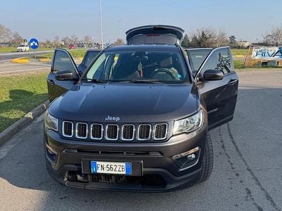 Usata Jeep Compass 120 CV (88 kW) 2018 Grigio SUV