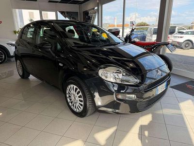 Usata Fiat Punto Street 84 CV (61 kW) 2013 Nero Utilitaria