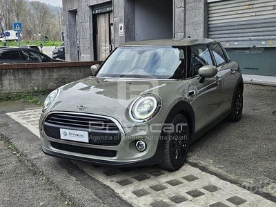 Usata Mini ONE 75 CV (55 kW) 2019 Grigio Utilitaria