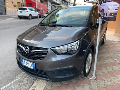 Usata Opel Crossland X 102 CV (75 kW) 2020 Grigio SUV
