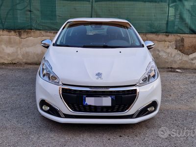 usata Peugeot 208 Allure 1.2 82cv