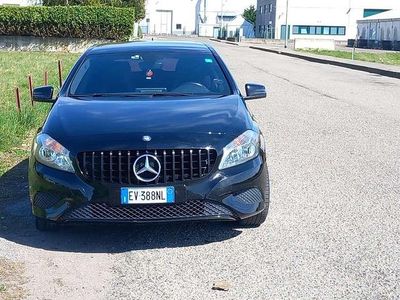 Usata Mercedes A180 Sport Edition 109 CV (80 kW) 2014 Berlina