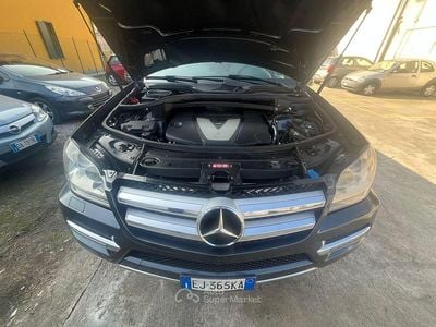 Usata Mercedes GL350 211 CV (155 kW) 2011 Gray SUV