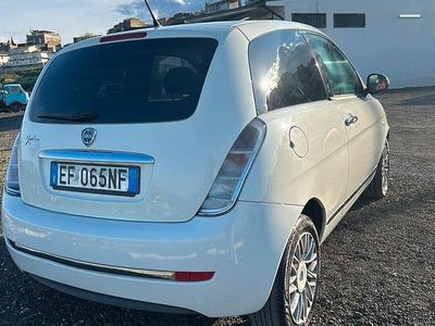 Usata Lancia Ypsilon Platinum 75 CV (55 kW) 2010 Utilitaria