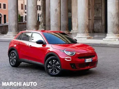 Nuova Fiat 600E Pop 114 kW (156 CV) 2025 Arancione SUV