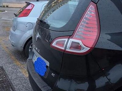 Usata Renault Scénic III Luxe 110 CV (80 kW) 2009 Nero Monovolume