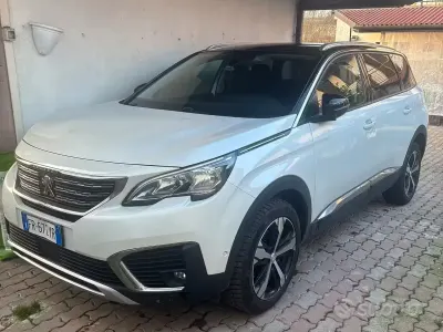 Usata Peugeot 5008