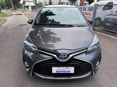 Usata Toyota Yaris Hybrid