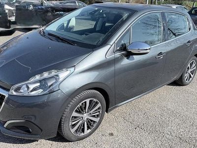 Usata Peugeot 208 82 CV (60 kW) 2017 Grigio Utilitaria
