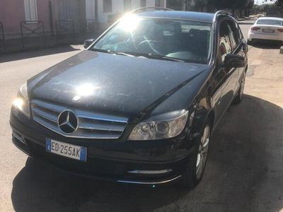 Usata Mercedes C220 170 CV (125 kW) 2010 Nero Station wagon