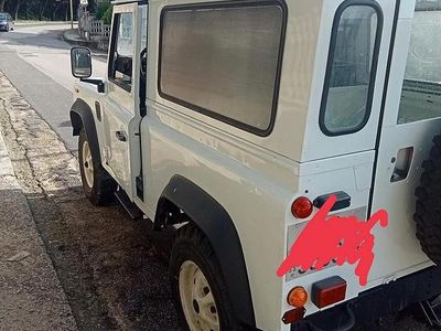 Occasion Land Rover Defender 68 ch (50 kW) 1989 Blanc SUV
