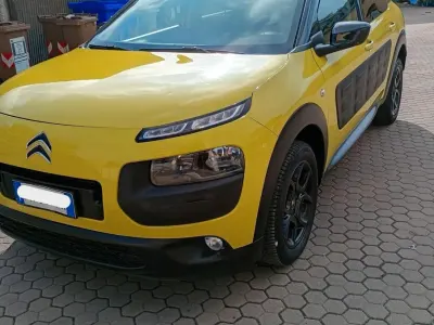 Brugt Citroën C4 Shine 99 HK (72 kW) 2016 Gul Sedan