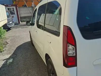 Usata Peugeot Partner 120 CV (88 kW) 2016 Bianco Monovolume