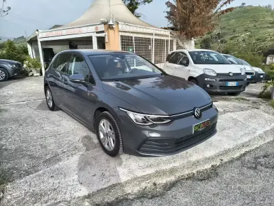 Usata VW Golf Life 150 CV (110 kW) 2023 Grigio SUV
