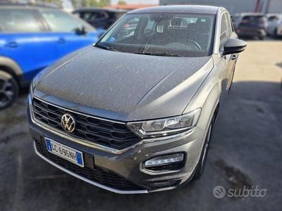 Usata VW T-Roc Style 115 CV (84 kW) 2020 Grigio SUV