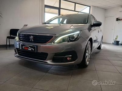 Usata Peugeot 308 Allure 131 CV (96 kW) 2019 Grigio Station wagon