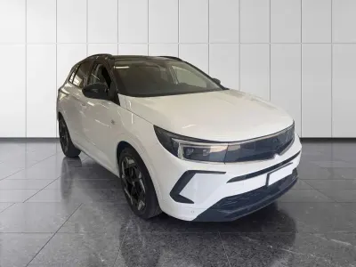 Usata Opel Grandland X GSe 200 CV (147 kW) 2023 Bianco SUV