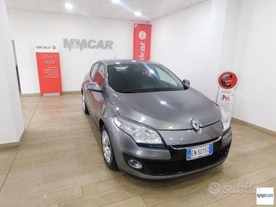 Grigio Usata 2012 Renault Mégane III Berlina | 5900 € (Buon prezzo)