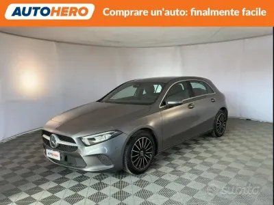 Usata Mercedes A180 116 CV (85 kW) 2019 Grigio Berlina
