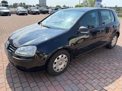 Usata VW Golf VI Comfortline 105 CV (77 kW) 2009 Nero Utilitaria