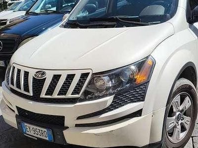 Usata Mahindra XUV500 140 CV (102 kW) 2015 Bianco SUV