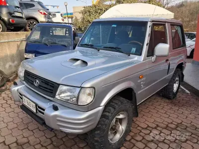 Usata Hyundai Galloper 101 CV (74 kW) 1998 Grigio SUV