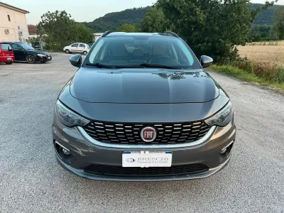 Usata Fiat Tipo Lounge 95 CV (69 kW) 2017 Grigio Station wagon