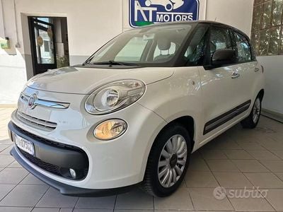 Begagnad Fiat 500L Lounge 95 HK (69 kW) 2017 Vit Minibuss