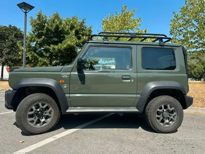 Usata Suzuki Jimny 102 CV (75 kW) 2018 Verde SUV
