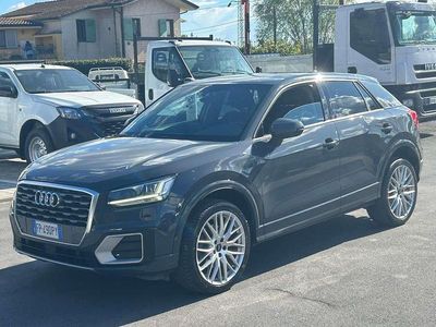 Gebraucht Audi Q2 Ambiente 150 PS (110 kW) 2018 Grau SUV