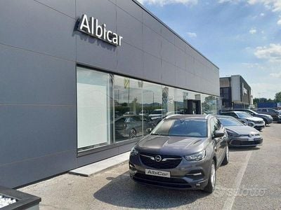 Usata Opel Grandland X 131 CV (96 kW) 2020 Grigio scuro SUV