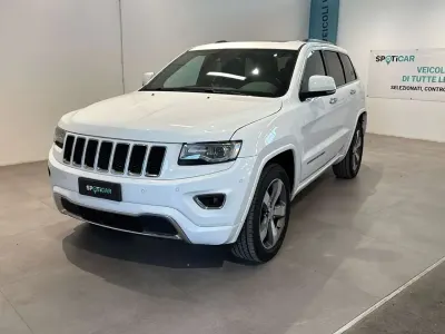 Usata Jeep Grand Cherokee Overland 250 CV (183 kW) 2016 Bianco SUV