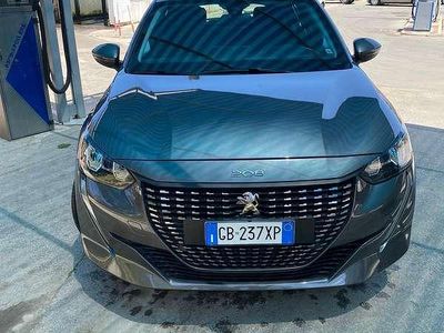 Usata 2020 Peugeot 208 Active Utilitaria | 12.900 € (Buon prezzo)
